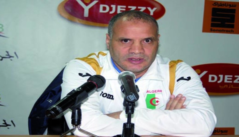 بوشكريو مدرب المنتخب الوطني لكرة اليد: سنذهب إلى المغرب من أجل العودة باللقب الإفريقي