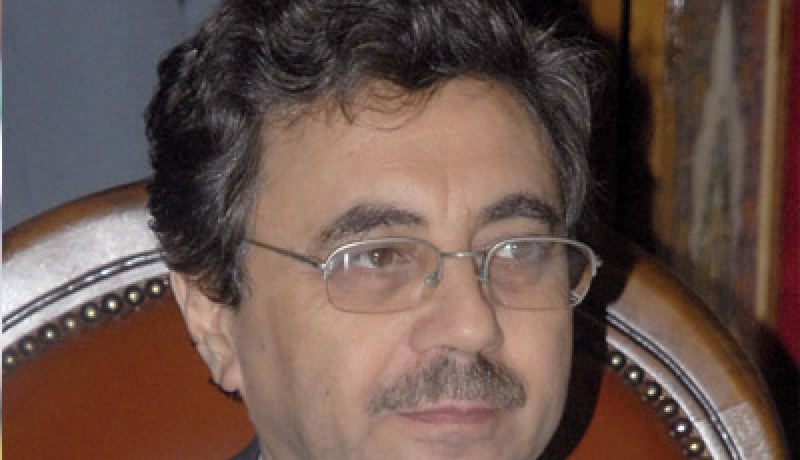 حارس برتبة مدير