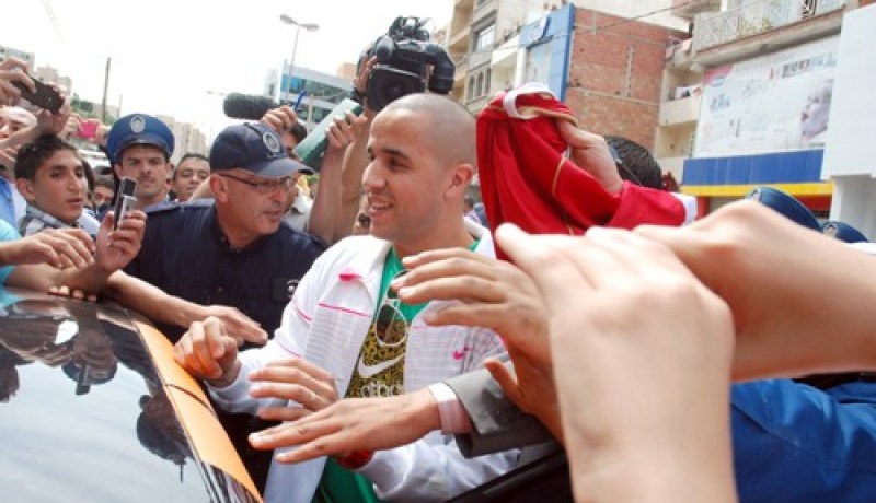 بـوڤــــــــرة: ''متأكد من تألقنا في المونديال… والجميع يجب أن يحترم سعدان''