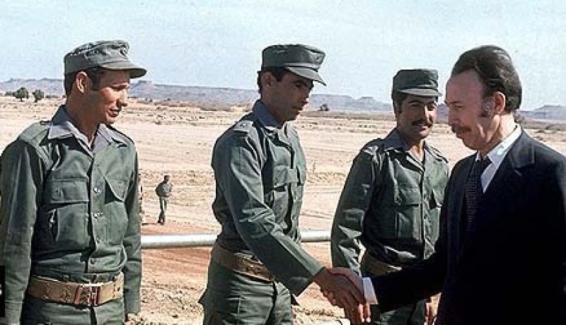 ممرض عجز عن مواصلة حلق لحية بومدين الذي غلبته دموع عودته