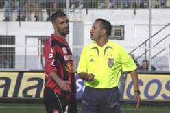 إ. العاصمة 0 أ. الشلف 1 : هدف زاوي وصفعة بورحلي تحرقان بولوغين