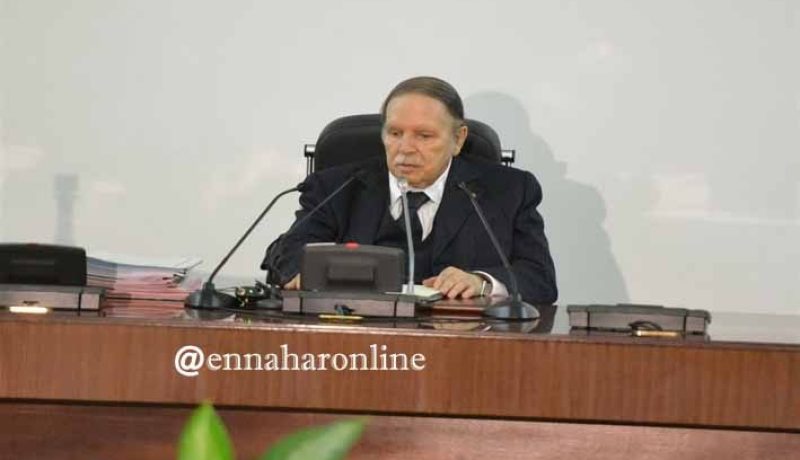 بوتفليقة يُوّقع على سبعة مراسيم رئاسية