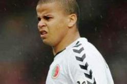 نادي إي س كريتاي الفرنسي يرغب في الاستعانة بخدمات الجزائري بوتابوت