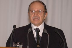 إعلان تعديل الدستور في الخامس جويلية المقبل