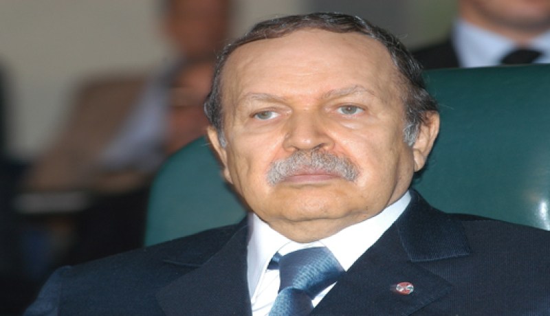 اللّسان مع الرئيس‮ ‬والقلب مع معارضيه