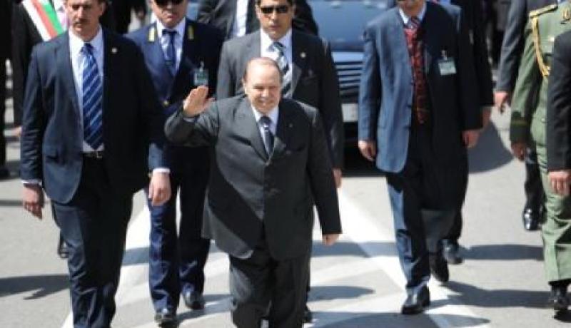 سبق صحفي حول مرض الرئيس