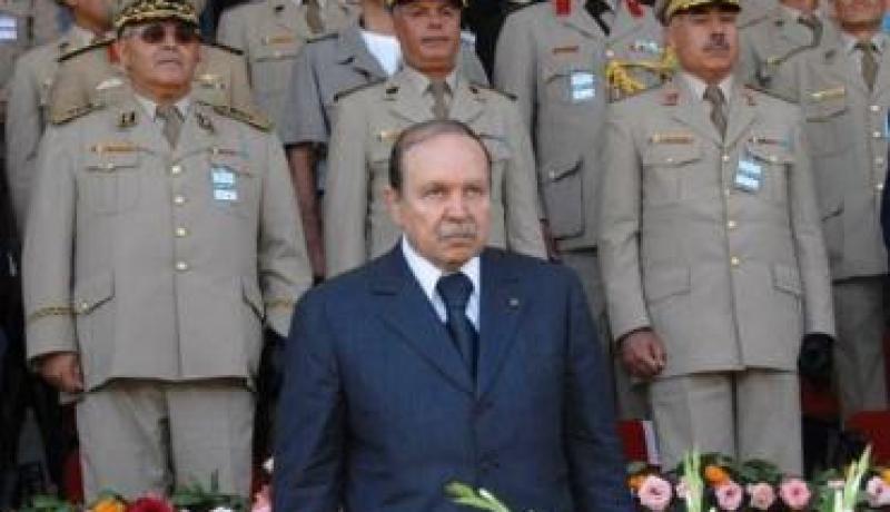 الرئيس يتفرغ للجيش