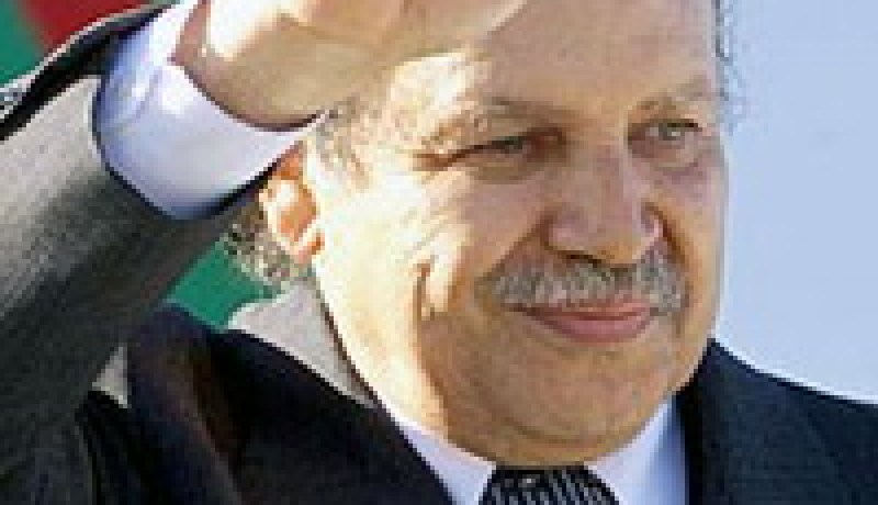 رئيس الجمهورية يعرب للرئيس التونسي عن اغتباطه لجودة العلاقات بين البلدين و الشعبين