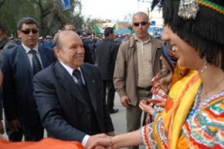 بوتفليقة : ''أجهل لحد الساعة المتسببين في تراجيديا 2001''