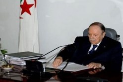 بوتفليقة يوقع على 5 مراسيم تتضمن التصديق على إتفاقيات تعاون مع عدة دول 