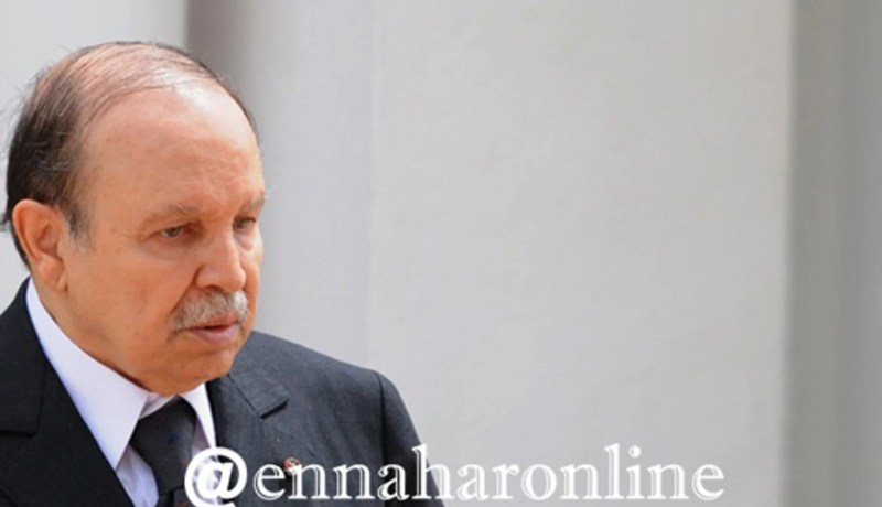 الرئيس التونسي يتصل ببوتفليقة ليقدم تعازيه عن حادث الطائرة العسكرية