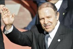 الرئيس بوتفليقة يهنئ الأمير نايف بن عبد العزيز آل سعود بمناسبة مبايعته وليا لعهد المملكة العربية السعودية