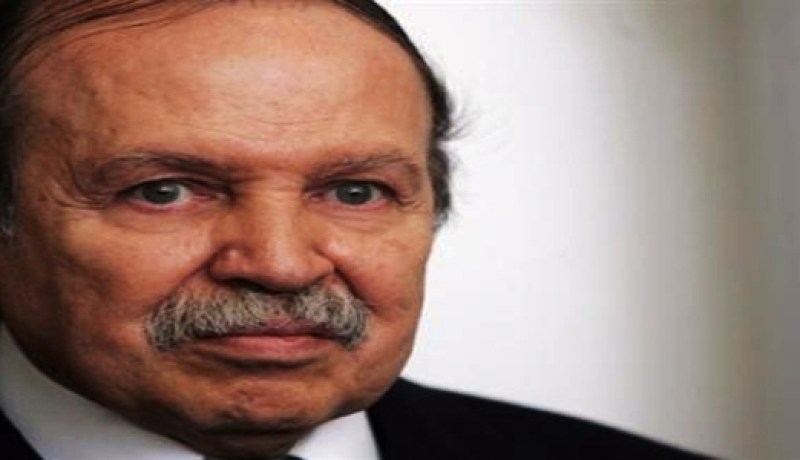 الرئيس بوتفليقة يهنئ ملك إسبانيا بمناسبة العيد الوطني لبلاده