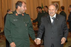 خامينائي وجيشه مع العهدة الثالثة
