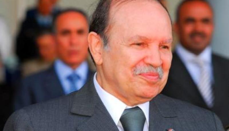 بـوتـفـلـيـقـة واثــق مـن تـألـق الـمـحـاربـيـن فـي الـمـونـديـال رغـم نـكـسـة سـلوفـيـنـيا
