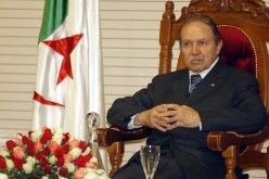 بوتفليقة يدعو الى تنفيذ خطط إعادة البناء لمرحلة ما بعد النزاع في إفريقيا تعزيزا للسلم