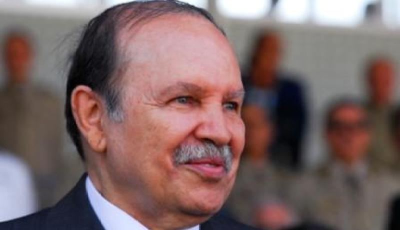 رئـيـس لا يفـكـــــــــر فـي عـطلــة!