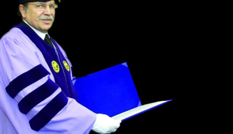 مـائـة ألـف دولار شـهـريـا للـبـاحـثـيـــن الـجـــزائـريـيـــن