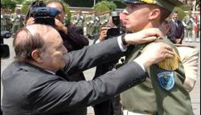 بوتفليقة في شرشال للإشراف على تخرج دفعات بالأكاديمية العسكرية لمختلف الاسلحة