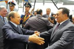 بوتفليقة يلتقي مبارك نهاية مارس المقبل في ليبيا