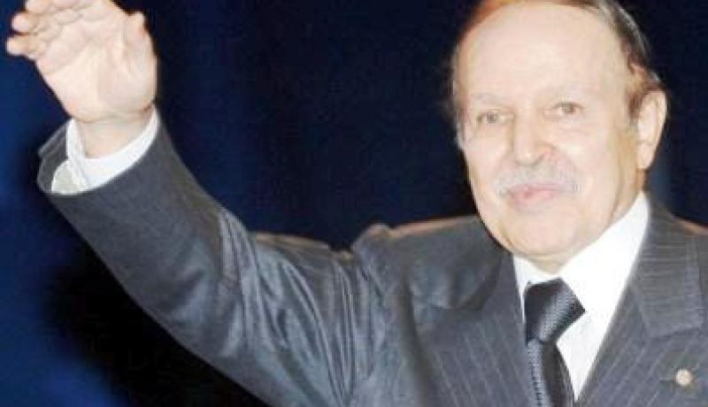 الرئيس بوتفليقة يهنيء الحاكم العام لفدرالية سان كريستوف ونفيس بمناسبة العيد الوطني لبلاده