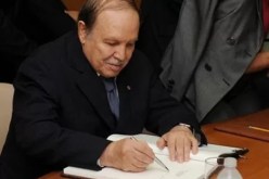 عبد العزيز بوتفليقة يرأس اجتماعا لمجلس الوزراء بالجزائرالعاصمة