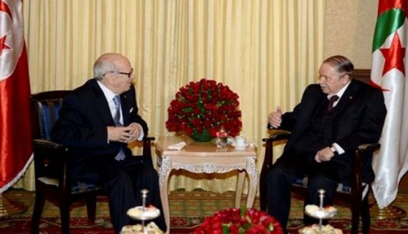 بوتفليقة للرئيس التونسي.. مواجهة تحديات استقرار المنطقة تستوجب تظافر الجهود