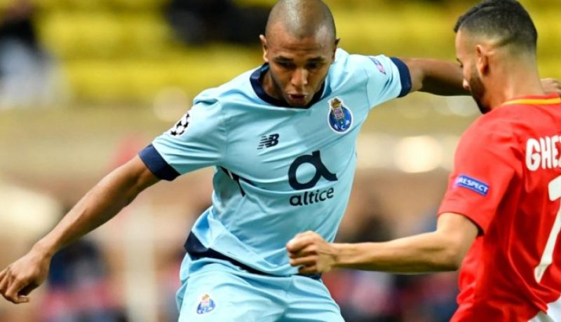 بالفيديو – براهيمي يُهين “ليمار” بمرواغة سحرية