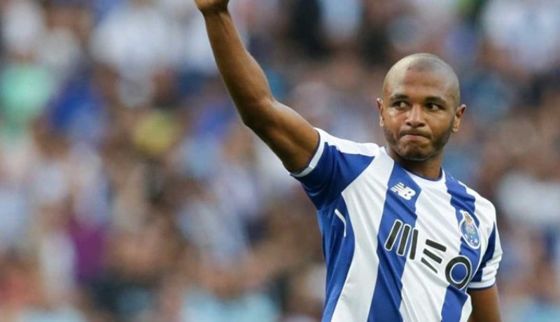 براهيمي يرفض الإنتقال إلى “لازيو”