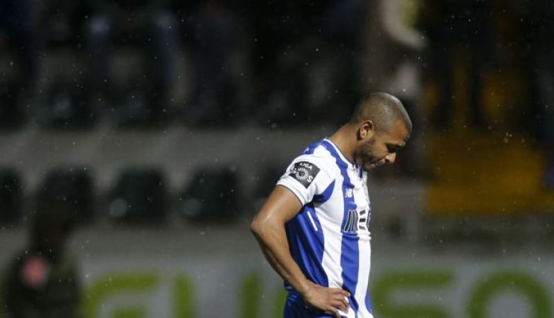 لجنة الإنضباط تُقرّر فتح تحقيق في قضية “براهيمي”