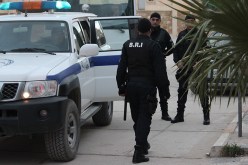 امرأة تنتحل صفة قاض وقريبة «يسعد ربراب» للنصب على المرضى