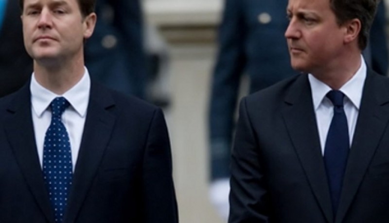 كبار شخصيات المحافظين والليبراليين يبدأون مفاوضات لتشكيل الحكومة