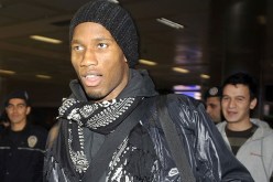 دروغبا يصل اسطنبول بعد توقيعه لغلاطة سراي