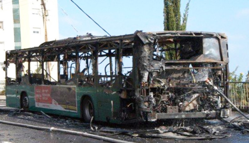 نجاة ركاب من حريق التهم حافلة لنقل المسافرين بوهران