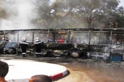 5 ‬جرحى وحرق حافلة في‮ ‬مواجهات بين بطالين والشرطة بورڤلة‮