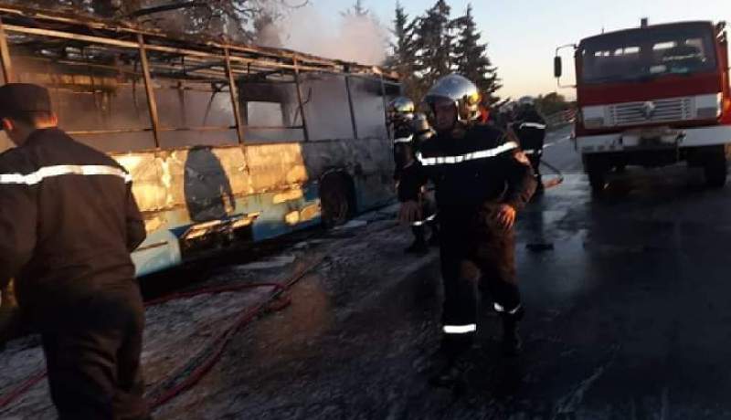 احتراق كلي لحافلة نقل المسافرين بعين تيموشنت