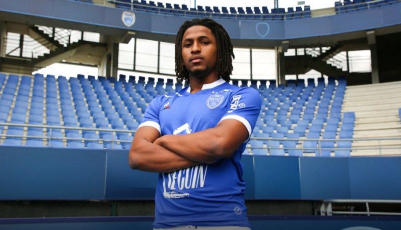 رسميا.. لعروسي ينضم لنادي تروا الفرنسي