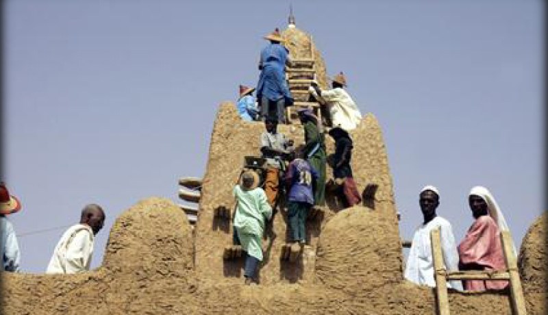 الاسلاميون يهدمون آخر الاضرحة في تمبكتو