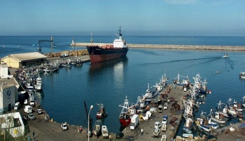 مساعدا مدير مؤسسة ميناء مستغانم في إضراب مفتوح عن الطعام