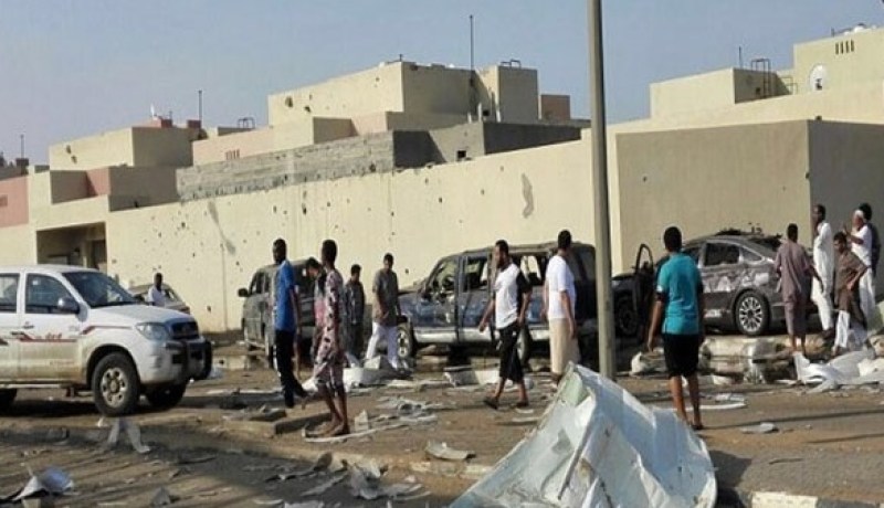 إصابة 5 سعوديين جراء سقوط مقذوفات عسكرية من الأراضي اليمنية