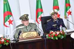 قايد صالح: الذي لا يحترم قوانين الجمهورية سيلقى جزائه العادل