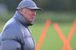 فيرغسون لن يتقاعد حتى يسلم الراية الى مورينيو أو غوارديولا