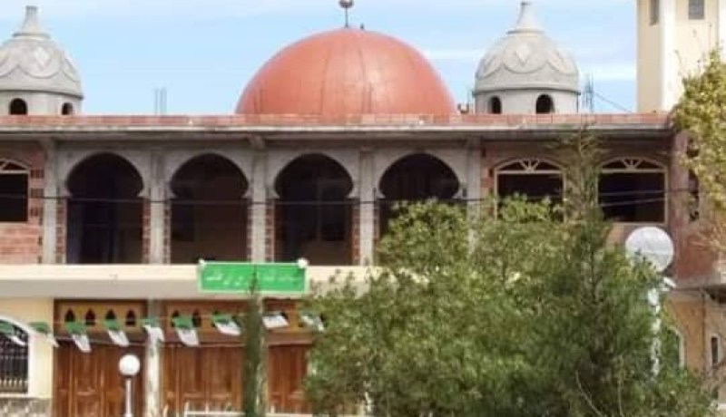 تيارت.. مجهولون يدنسون مسجدًا ويسرقون مكبر صوت بقصر الشلالة