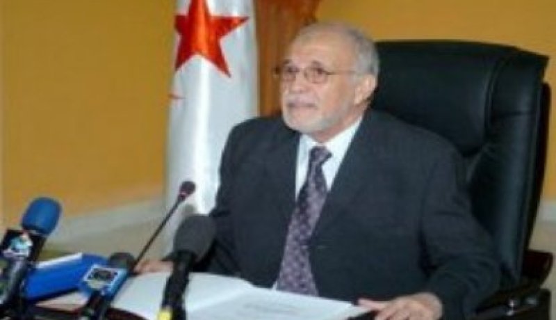 وزير العدل يجدد عزمه على حماية القضاة من كل ضغوطات محتملة