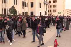 أساتذة وطلبة جامعة وهران 2 في وقفة احتجاجية