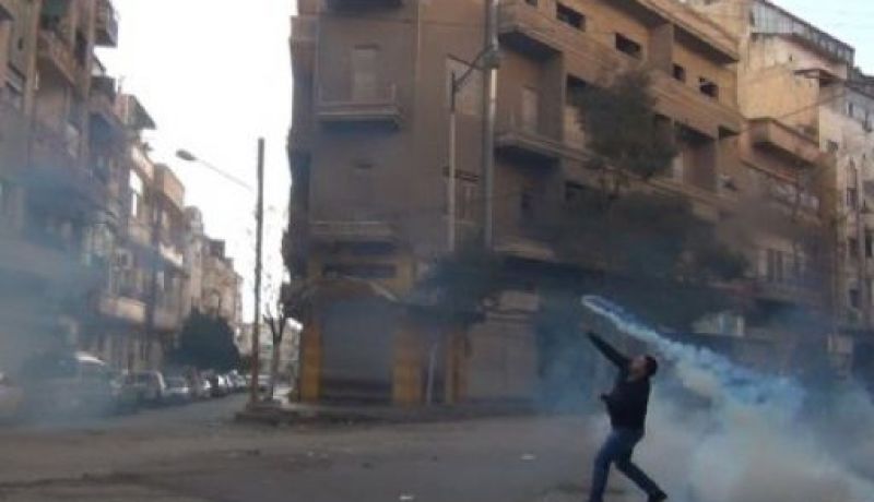 دمشق في عزلة بعد قطع الاتصالات وتعليق  الرحلات الجوية