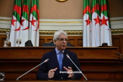 لوح :”مقاضاة المؤسسات التي تستغل أرقام الهواتف النقالة للإشهار”