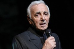 وفاة المغني العالمي شارل أزنافور