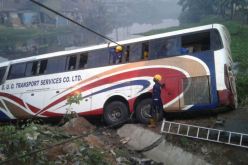 إستقالة ثلاثة وزراء بسبب حافلة في بلغاريا!!