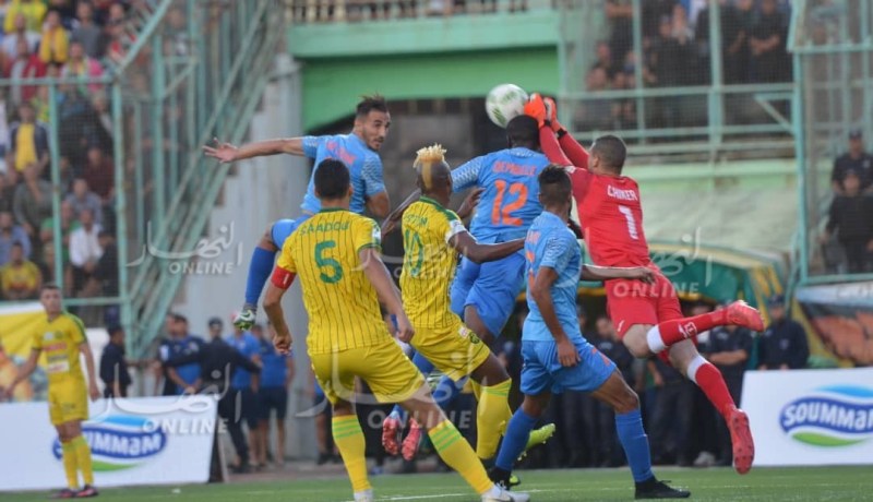 بالصور.. التعادل السلبي يحسم الشوط الأول بين “لوام” و”الكناري”